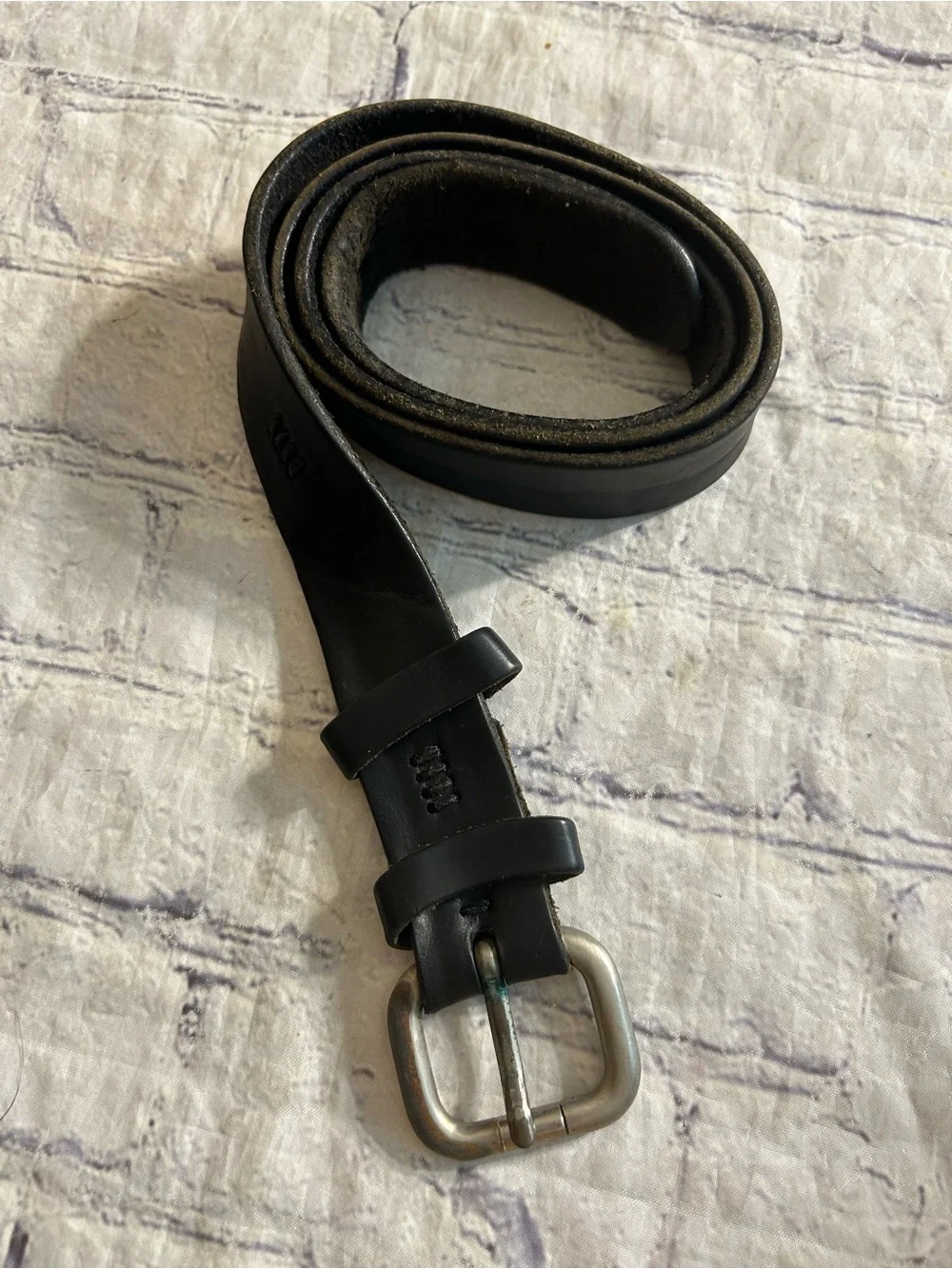 KENNETH COLE REVERSIBLE LEATHER AND BANANA REPUBLIC BLACK LEATHER BELTS SIZE 34